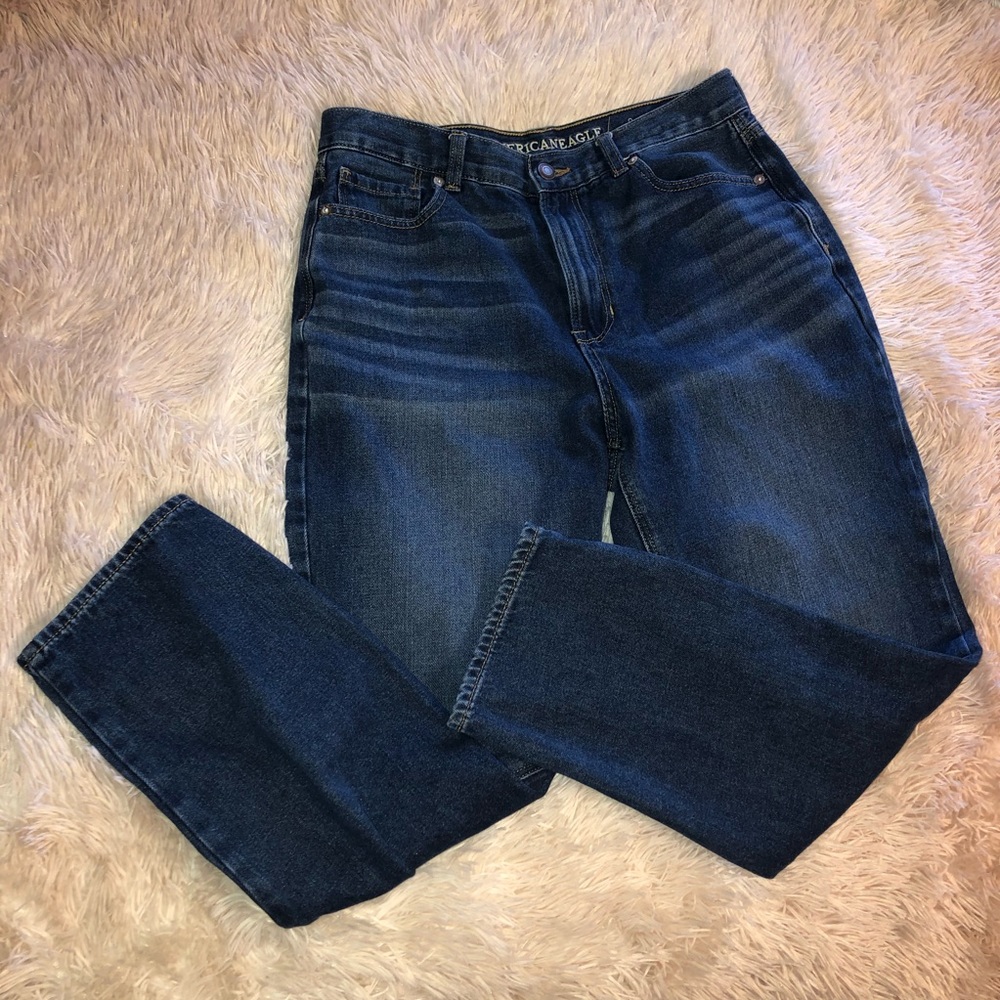 ❌SOLD❌ American Eagle Mom Jeans
